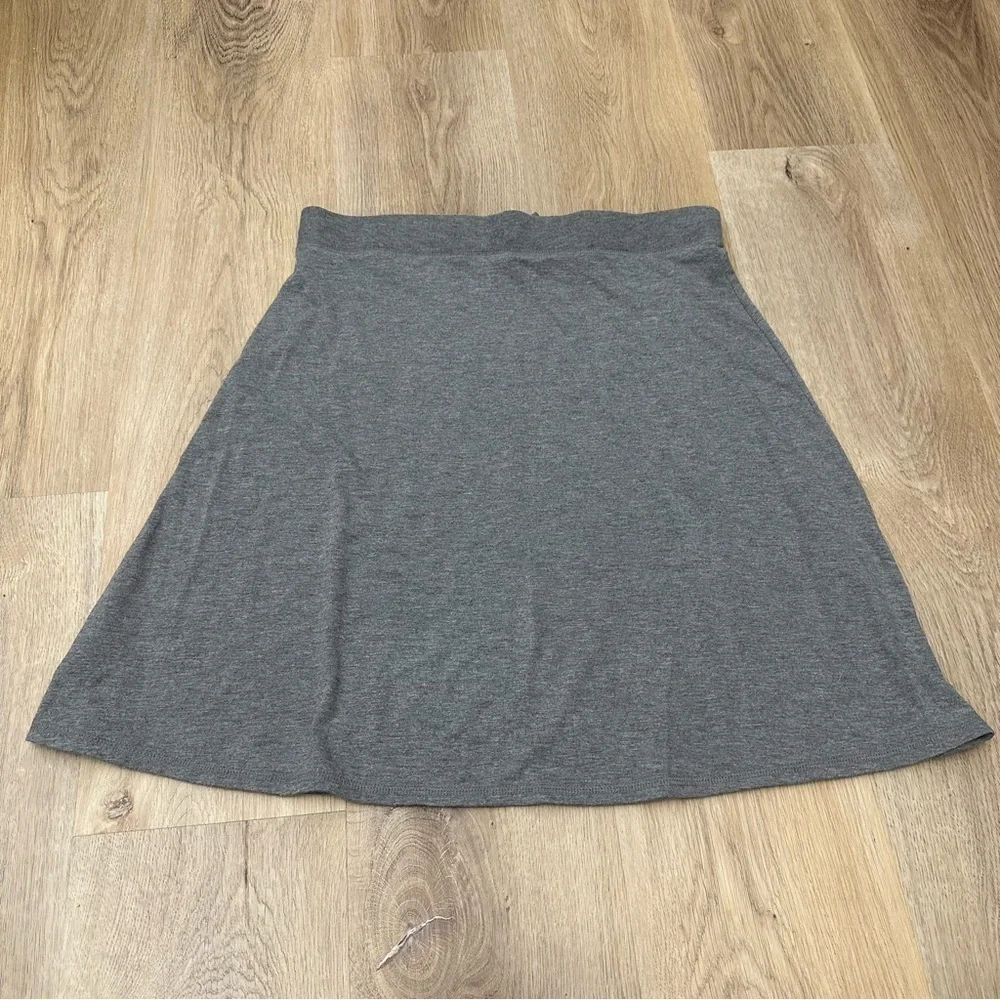 Old Navy Gray A-Line Skirt size M - Picture 2 of 5